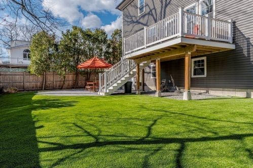 330 Rdg St, Arlington MA 02474-1719 exterior