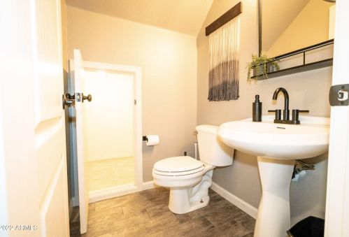 22011 30 Ln, Phoenix AZ 85083-5841 exterior