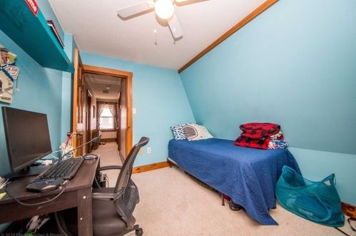 278 Palmer St, New Bedford MA 02740-2559 exterior