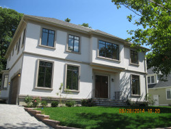 300 Hartman Rd, Newton, MA 02459-2856