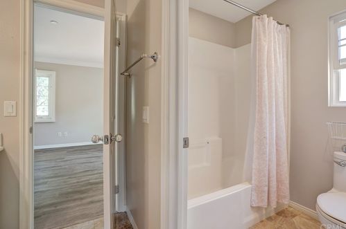 21 Gardenpath, Irvine CA 92603-0156 exterior