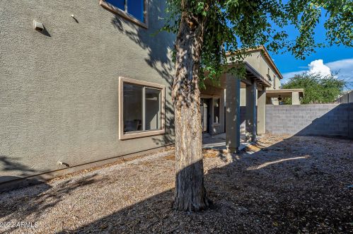 603 Beautiful Ln, Phoenix AZ 85042-7074 exterior