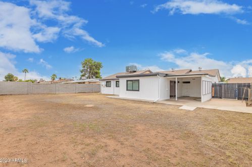 3320 Claire Dr, Phoenix AZ 85032-4933 exterior