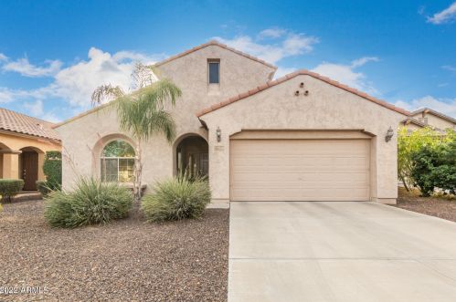 27018 52nd Gln, Phoenix AZ 85083-6308 exterior