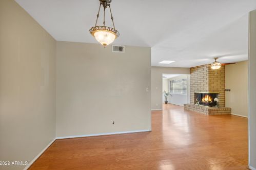 3122 Cholla St, Phoenix AZ 85029-3142 exterior