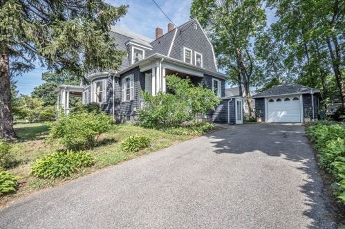 193 Broadway, Taunton MA 02780-1811 exterior