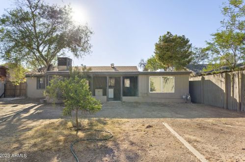 9411 3 Dr, Phoenix AZ 85021-2406 exterior