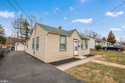 431 Prince St, West Deptford NJ 08096-5711 exterior