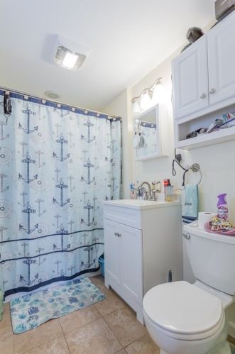 6 Morton St, Taunton MA 02780-3036 exterior