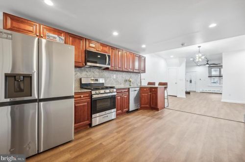 2113 20th St, Philadelphia PA  19121-1517 exterior