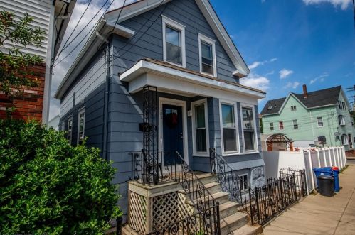 101 Rockland St, New Bedford MA  02740-4755 exterior