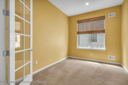 33 Crooked Stick Rd, Jackson Twp NJ 08527-4032 exterior