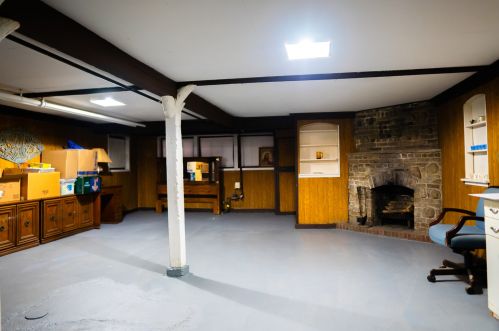 2401 Kenilworth Ave, Forest View IL 60402-2213 exterior