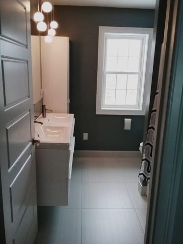 465 Montgomery Rd, Montgomery MA 01085-1061 exterior