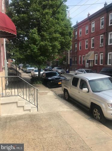 1537 6th St, Philadelphia PA  19147-6536 exterior