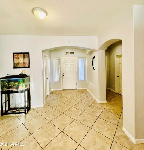 1620 80 Dr, Phoenix AZ 85033-3510 exterior