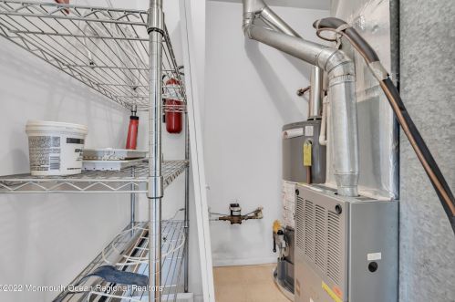 1007 Violet Ln, Jackson Twp NJ 08527-4156 exterior