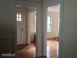 67 Athelstane Rd, Newton MA  02459-2422 exterior