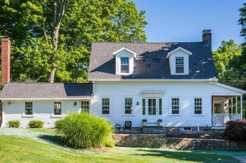 36 Planters Fld Ln, Hingham MA  02043-1206 exterior