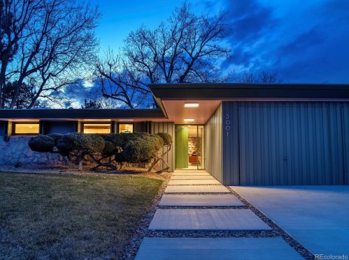 3001 Franklin St, Englewood CO  80113-3017 exterior