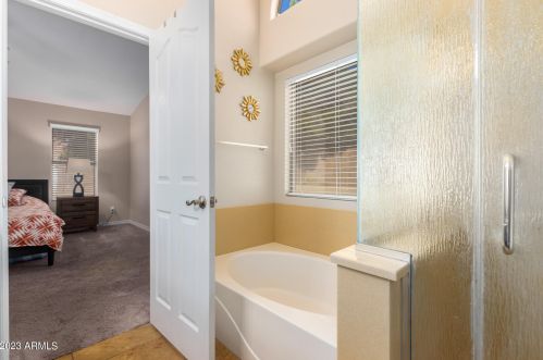 4342 Abraham Ln, Phoenix AZ  85050-6895 exterior