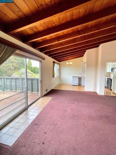 955 Burkhart Ave, San Leandro CA 94579-2031 exterior