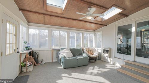 23 Lauderdale Rd, West Deptford NJ 08096-3938 exterior