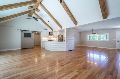 62 Dudley Rd, Sutton MA 01590-3037 exterior