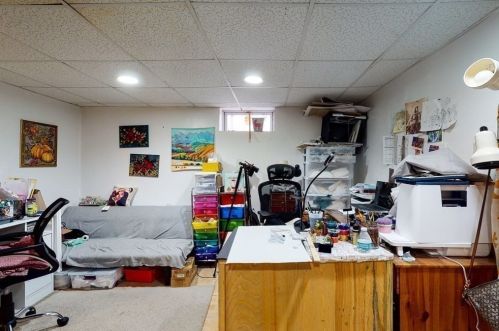 92 Chapel St, Newton MA 02458-1308 exterior