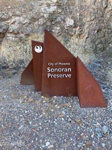 1816 Eagle Talon Trl, Phoenix AZ 85085-5344 exterior