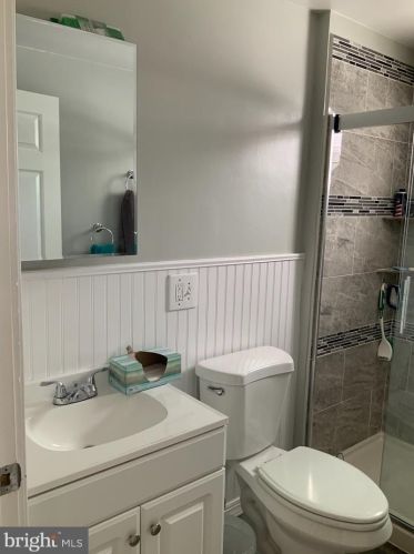 819 Maryland Ave, West Deptford NJ 08096-5330 exterior