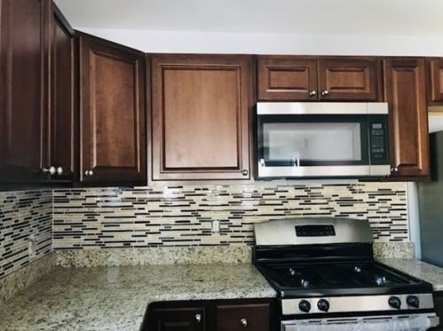 247 Pilgrim Ave, Worcester MA 01604-4749 exterior