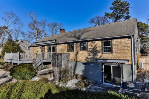 16 Joshuas Way, Chatham MA 02633-1565 exterior