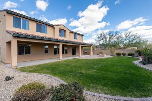 1605 Aloe Vera Dr, Phoenix AZ 85085-8053 exterior