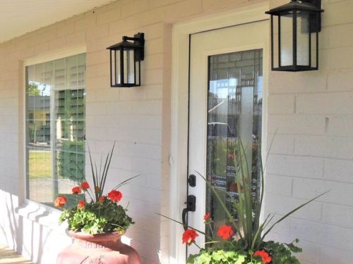 808 Cavalier Dr, Phoenix AZ  85017-1628 exterior