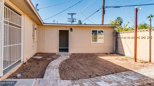 2136 Bethany Home Rd, Phoenix AZ 85015-1938 exterior