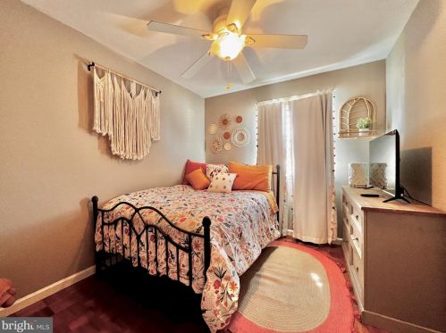 205 Wrexham Ct, West Deptford NJ 08096-4237 exterior