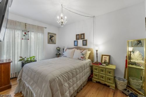 79 Pinewood Dr, Skyline Lakes NJ  07456-1122 exterior