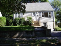 172 Adams Ave, Newton, MA 02465-1501