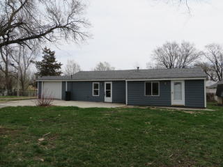 2724 Emiline St, Bellevue, NE 68147-1421