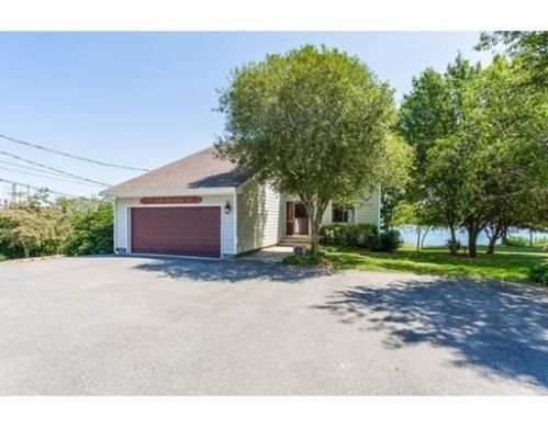 1238 Riverside Ave, Fall River, MA 02726-2841