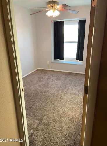 8413 34th Ave, Phoenix AZ 85053-2909 exterior