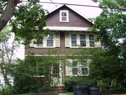 47 Gardner St, Newton, MA 02458-1404