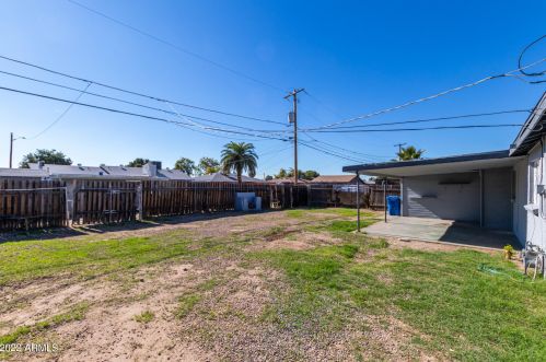 2927 Dunlap Ave, Phoenix AZ 85020-3025 exterior