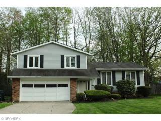 33342 Warwickshire Ln, Cleveland OH  44139-4458 exterior