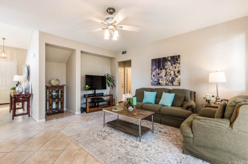 12 Bayfield, Irvine CA 92614-7907 exterior