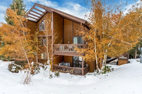 2025 Canyons Resort Dr, Park City UT 84098-6726 exterior