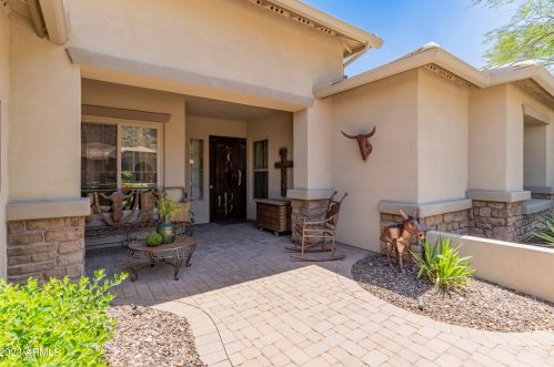 26205 56 Dr, Phoenix AZ 85031-1831 exterior