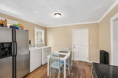 22 Milton St, Worcester MA 01605-3230 exterior