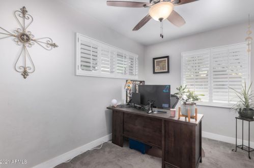 2126 Cambridge Ave, Phoenix AZ 85007-1111 exterior